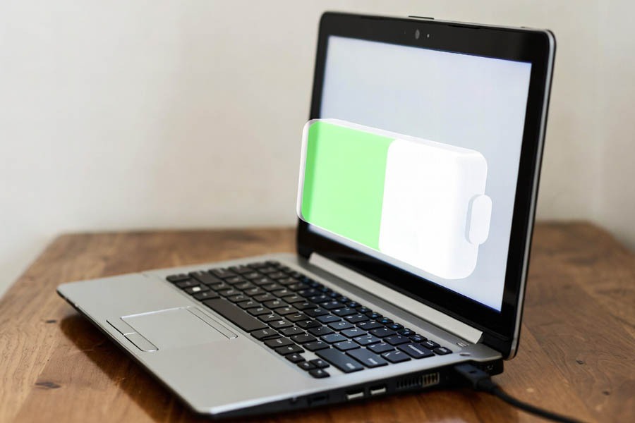 اشتباهات رایج هنگام خرید باتری لپ تاپ و راههای جلوگیری از آن شارژ لپ تاپ