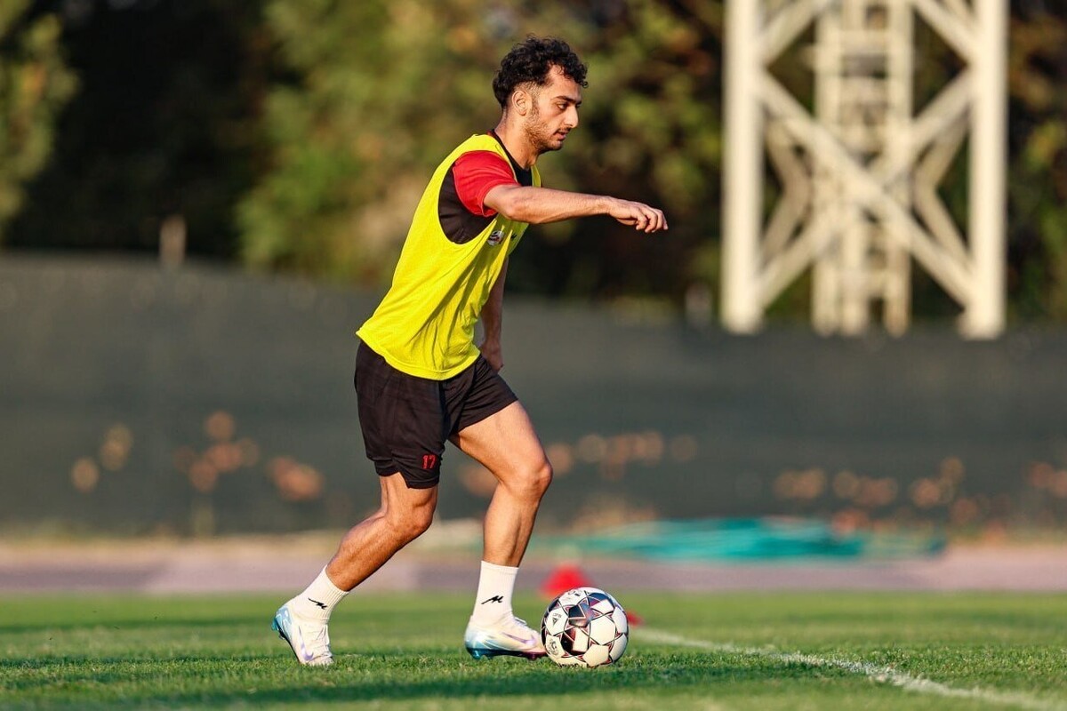 باشگاه شمس آذر حاضر به بازپرداخت ۱۵ میلیارد تومان دریافتی از پرسپولیس نیست.