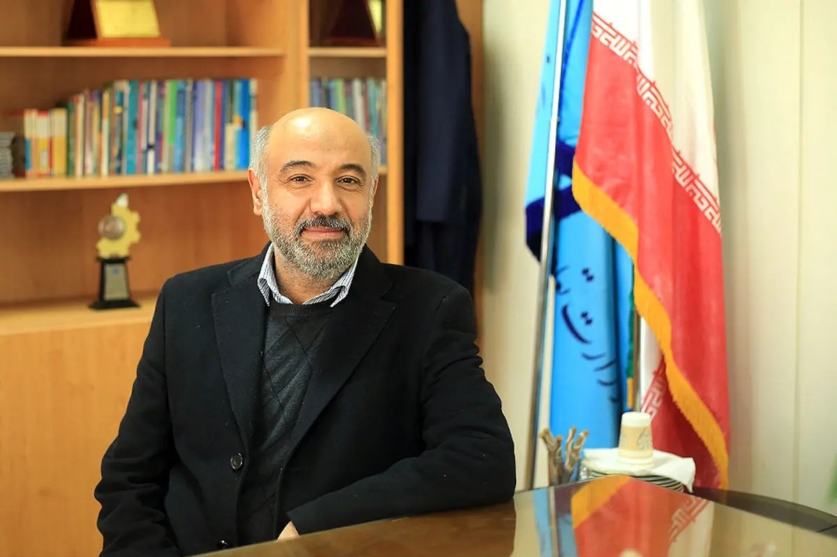 وزیر تعاون، کار و رفاه اجتماعی گفت: دولت با مامور کردن چهار عضو اقتصادی کابینه، طرح بازگشت کارگران را در کنار تخصیص ۲ هزار میلیارد تومان اعتبار مالیاتی برای نوسازی مراکز آموزش فنی‌وحرفه‌ای آغاز کرد.