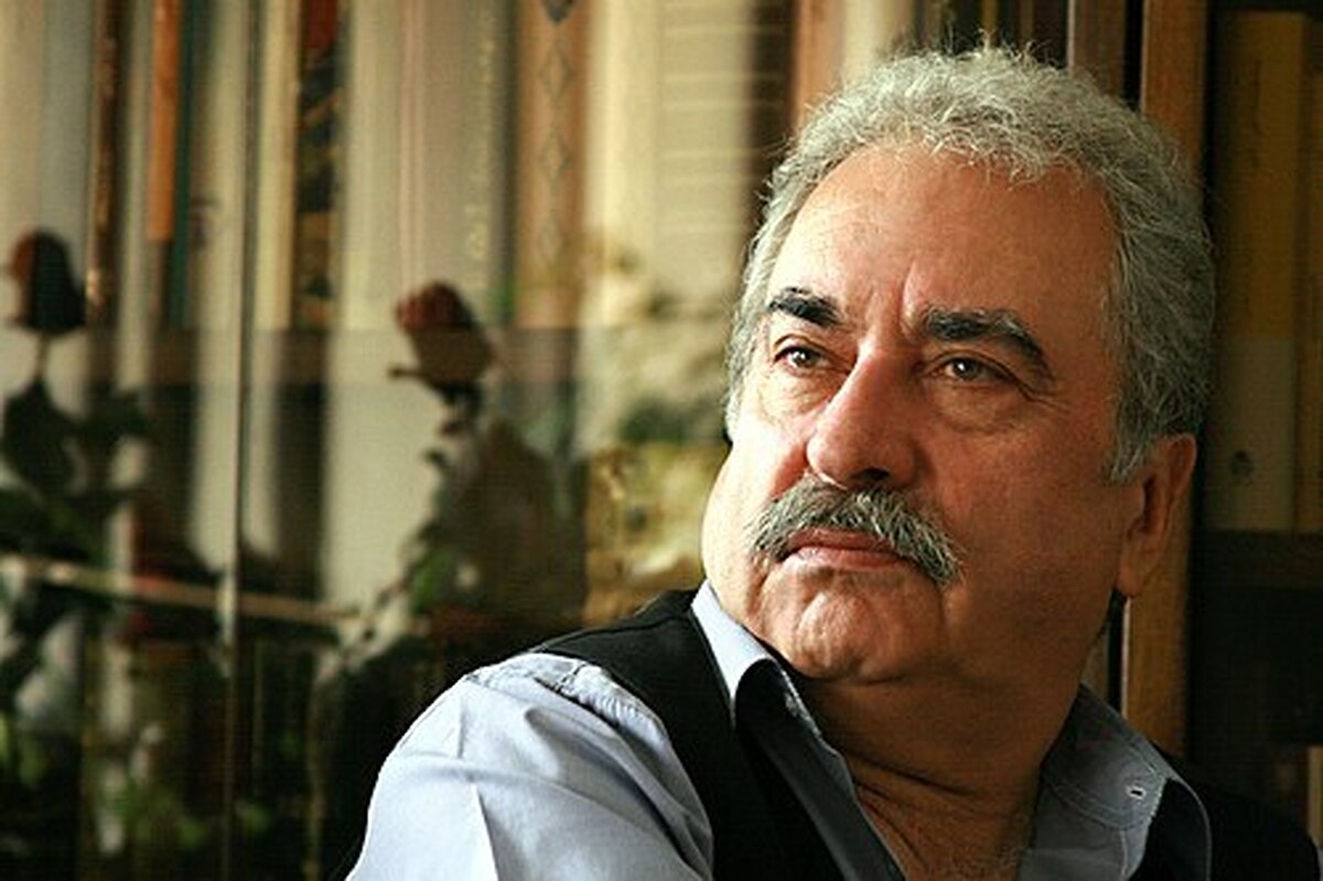 هادی مرزبان، کارگردان پیشکسوت تئاتر هم چنان در بخش مراقبت‌های ویژه تحت درمان است.