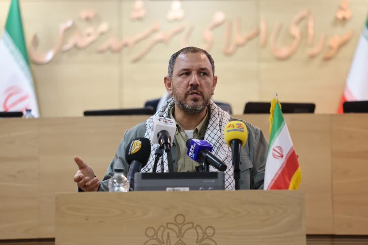 سخنگو و عضو هیات رئیسه شورای اسلامی شهر مشهد مقدس گفت: دولت دستورالعملی را برای بودجه سالانه کشور ابلاغ کرده که بر اساس آن دستگاه‌های اجرایی باید بودجه خود را براساس نظام اولویت‌بندی تنظیم کنند تا برنامه‌ای واقعی و متناسب با شرایط اقتصادی فعلی کشور ارائه شود، بودجه سال ۱۴۰۵ شهرداری‌ها باید براساس واقعیت‌ها تدوین شود و از هرگونه نگاه احساسی پرهیز گردد.