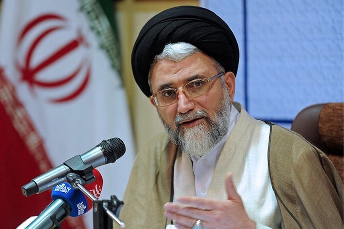 وزی اطلاعات با اشاره به تغییر رویکرد آمریکا از براندازی به مهار ایران گفت: اینکه ما دشمن را مجبور به تغییر راهبرد و استراتژی کردیم، یکی دیگر از پیروزی‌های راهبردی، استراتژیک و اثرگذار جهانی است. امروز دشمن در این تغییر مسیر، نگاهش به داخل کشور است.