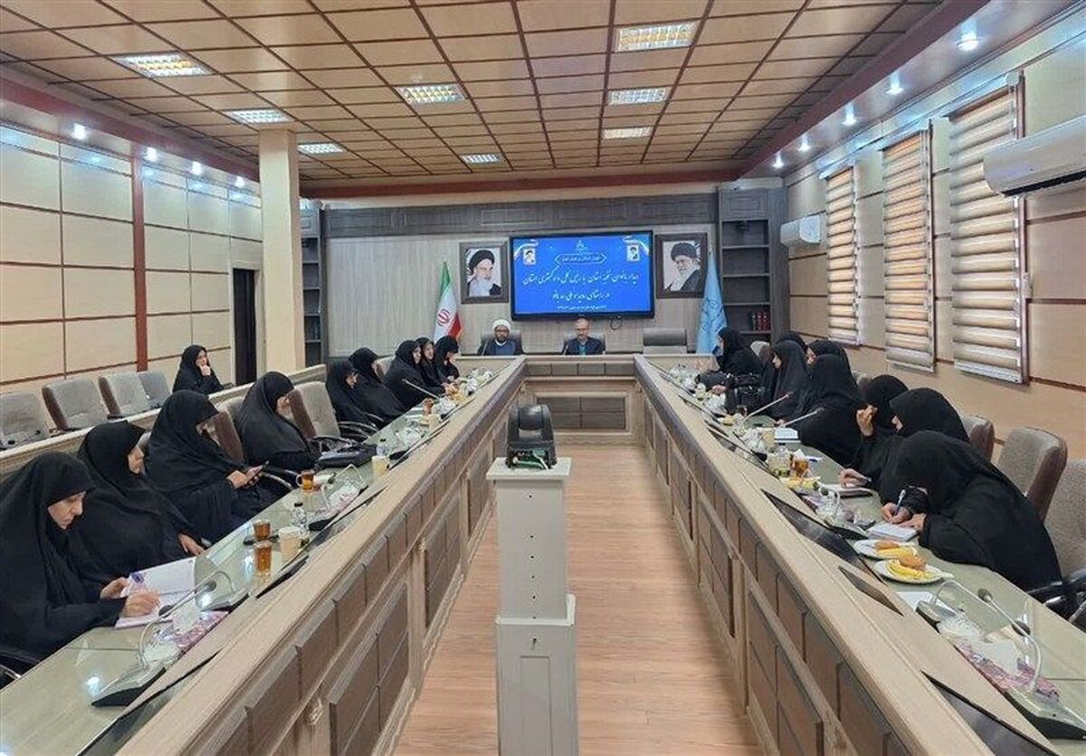 خراسان جنوبی به مدت سه ماه میزبان برگزاری رویداد ملی «ره بانو» با محوریت توانمندسازی بانوان و جهاد تبیین است.