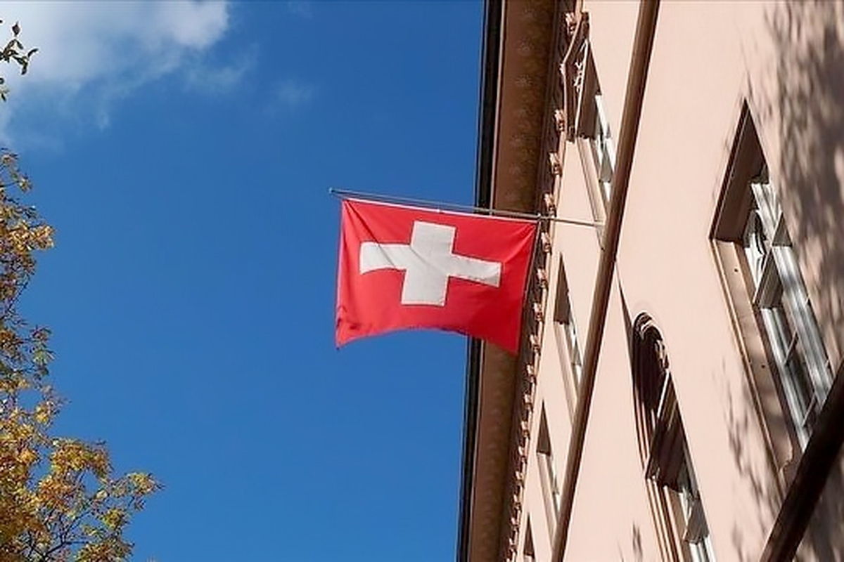 مردم سوئیس در یک همه‌پرسی قاطعانه درخواست الزام زنان به انجام خدمت سربازی در ارتش، تیم‌های حفاظت مدنی یا سایر اشکال خدمت را، همانطور که مردان باید انجام دهند، رد کردند.