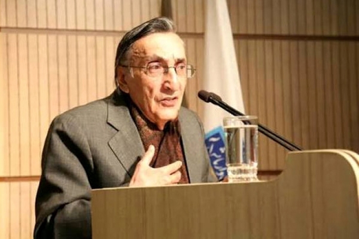 رئیس‌جمهور، رئیس کتابخانه ملی و سازمان اسناد کشور را مأمور رسیدگی و پیگیری فوری درمان و بهبود آقای کامران فانی کرد.