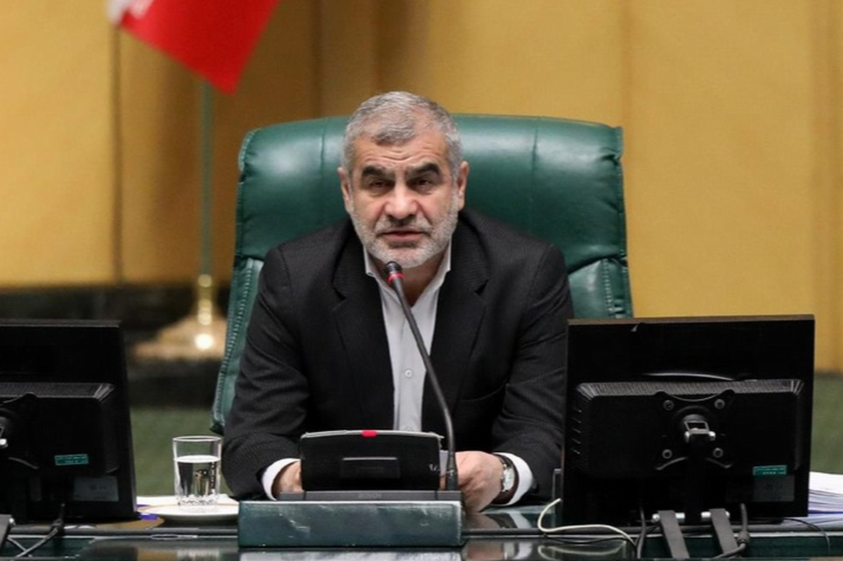 نایب‌رئیس مجلس شورای اسلامی گفت: الان نه در صلح و نه در جنگ هستیم و دشمنان اگر بتوانند در ایران اغتشاش درست کنند یا اگر بدانند با شروع جنگ، اغتشاش درست می‌شود، دوباره جنگ را شروع می‌کنند.