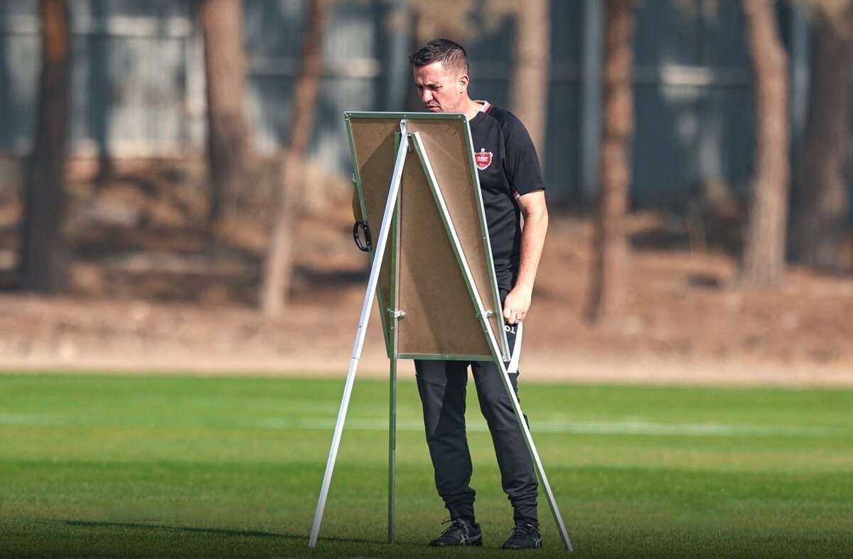 اوسمار ویرا برای دربی ۱۰۶ با یک معضل سخت، اما جذاب رو‌به‌رو شده است.