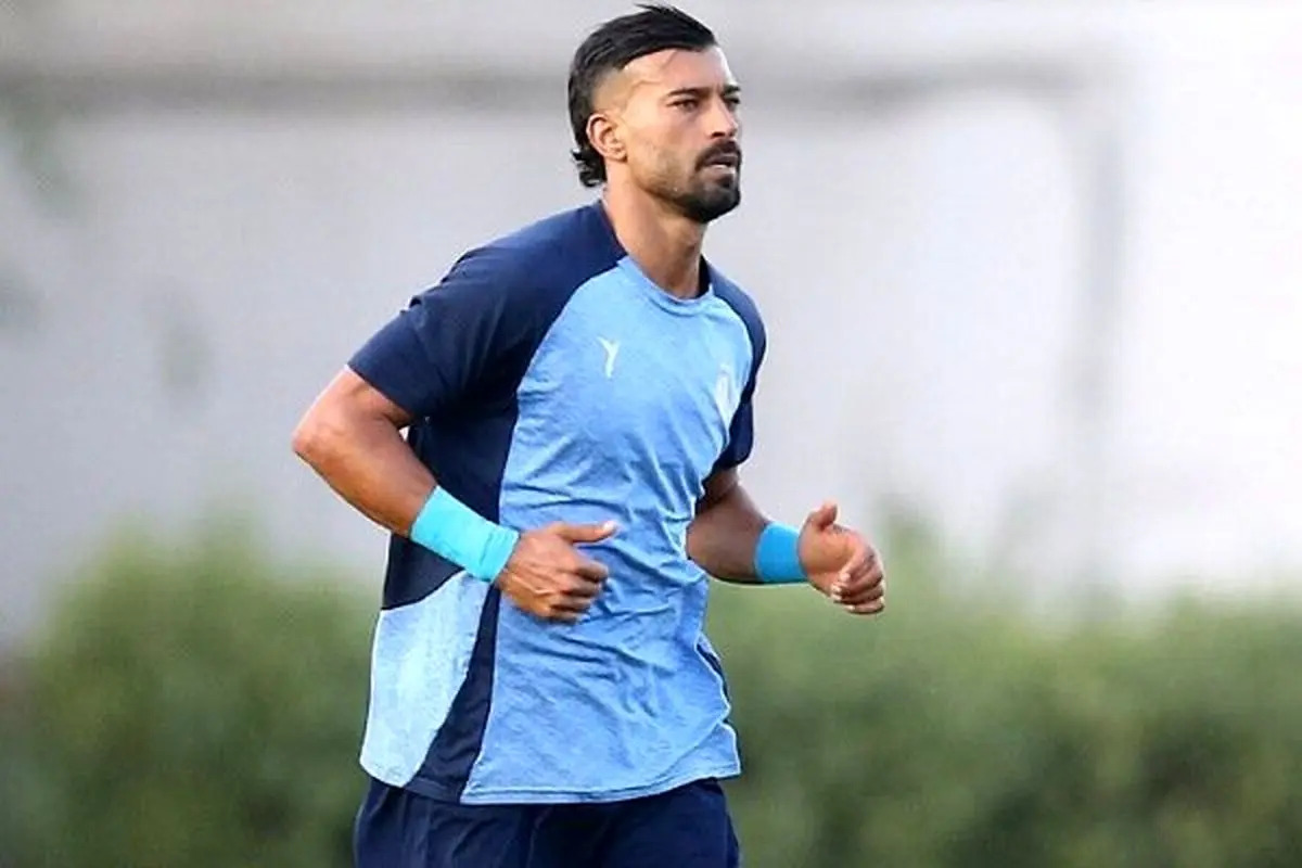 رامین رضاییان در فاصله چهار روز مانده به دربی تهران، با تمرین ضربه‌های آزاد اختصاصی فضای کری‌خوانی را در آستانه شهرآورد داغ‌تر کرد.