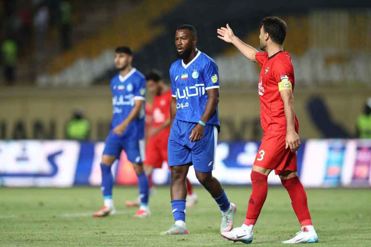 مهاجم اهل کشور هائیتی تیم استقلال غایب قطعی دربی خواهد بود.