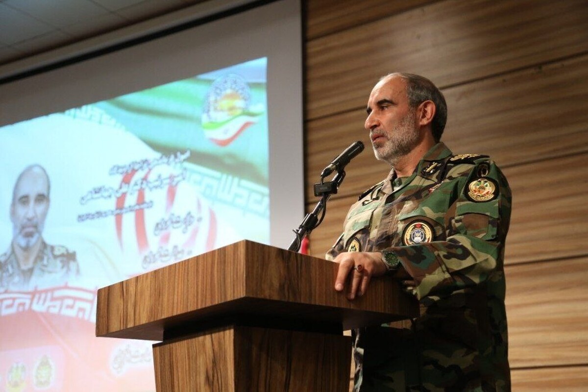 فرمانده نیروی زمینی ارتش جمهوری اسلامی ایران اظهار کرد: این نیرو در جهت حفظ آمادگی رزمی خود، سالانه رزمایش‌های مختلفی برگزار می‌کند و رزمایش «اقتدار نزاجا» نیز به‌زودی در منطقه مرکزی کشور اجرا می‌شود.