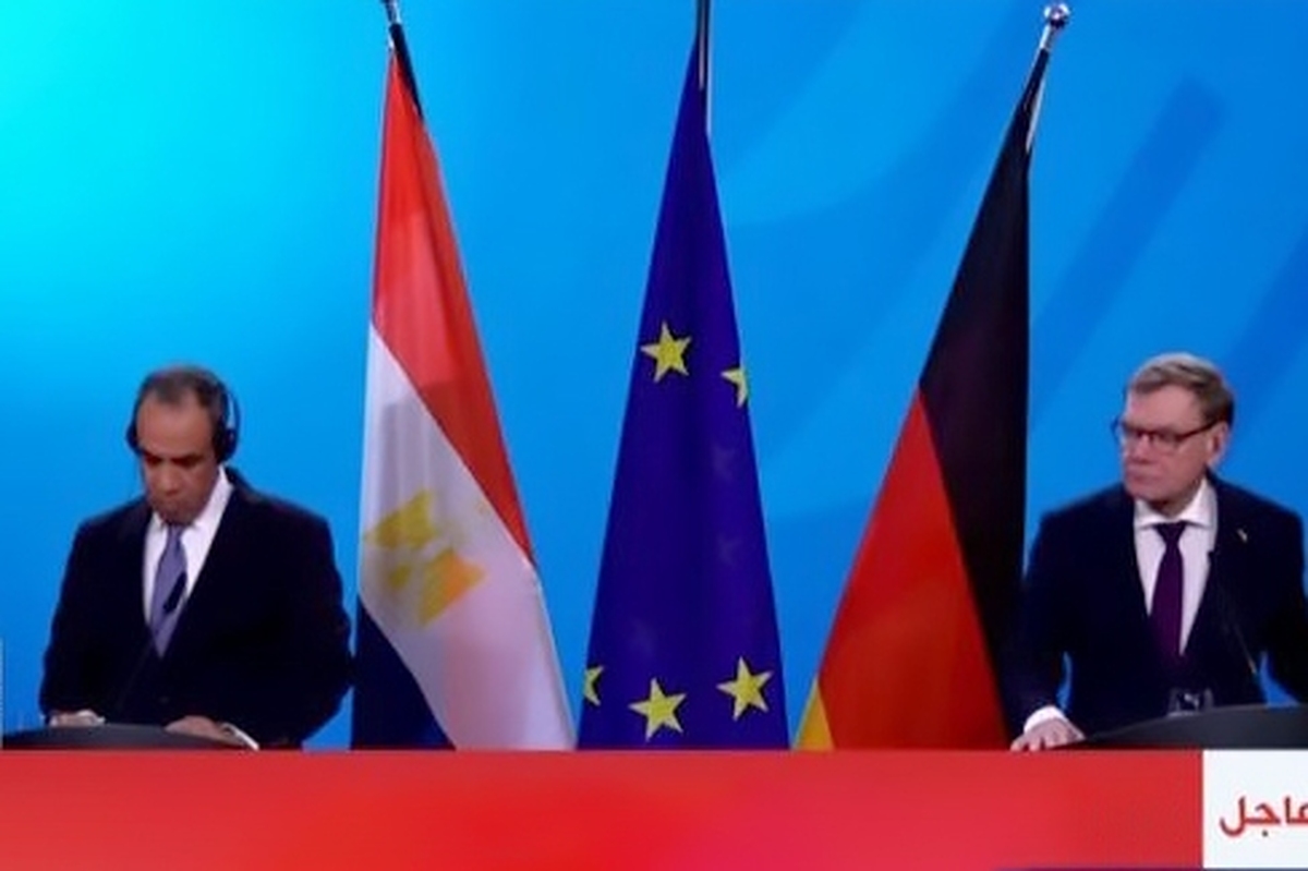 وزیر خارجه مصر امروز (سه‌شنبه) در اظهاراتی بر آموزش پلیس فلسطین و آمادگی برای مشورت و رایزنی با اروپا تأکید و اعلام کرد که آلمان نقش کلیدی و مهمی را در بازسازی غزه ایفا خواهد کرد.