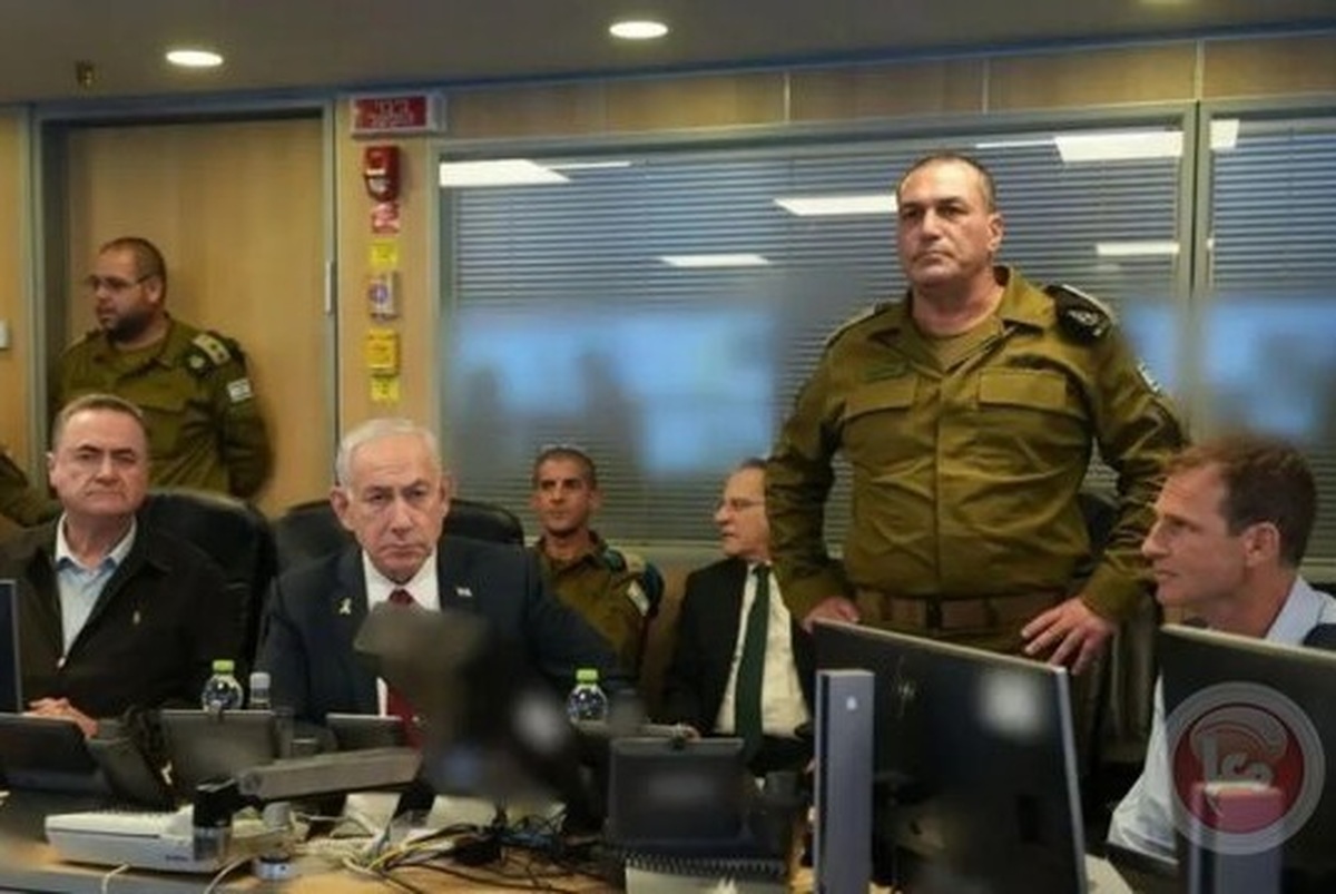 نخست‌وزیر رژیم صهیونیستی با وجود تمایل حکومت جدید سوریه به حل اختلافات با تل‌آویو، اعلام کرد این رژیم قصد دارد از دمشق تا جبل الشیخ که بلندترین کوه مشرف بر منطقه است، منطقه عاری از سلاح ایجاد کند.