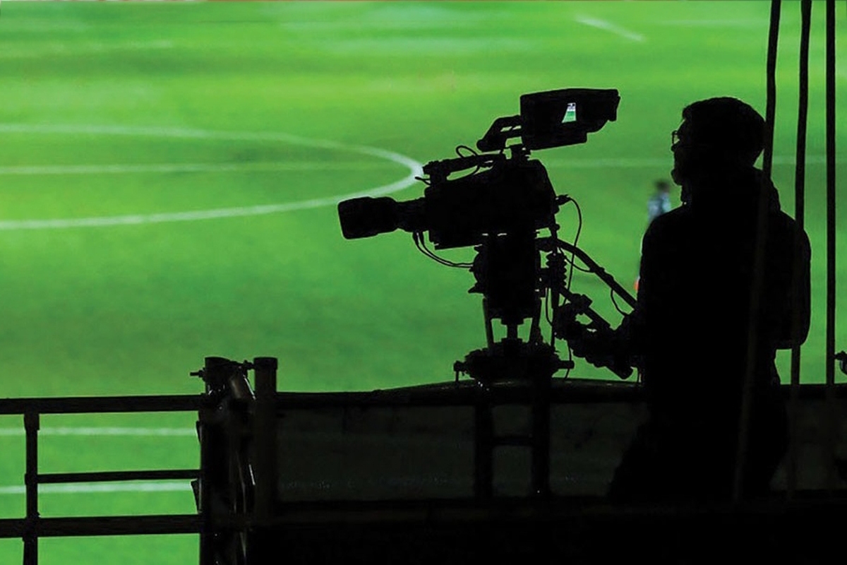 دبیر بخش VAR فدراسیون فوتبال اعلام کرد دربی ۱۰۶ با ۱۶ دوربین پوشش داده می‌شود و تأکید کرد تصمیم‌گیری نهایی در صحنه‌های VAR برعهده داور است.