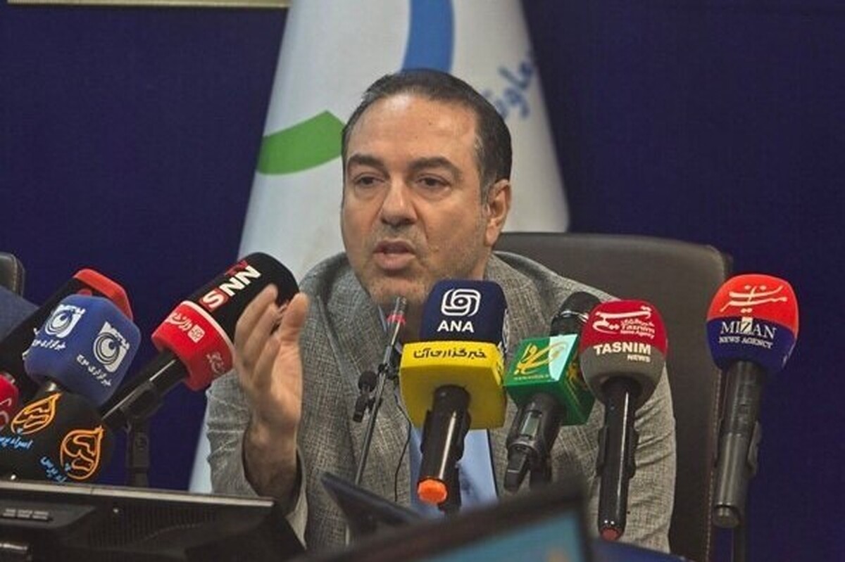 معاون وزیر بهداشت گفت: مصرف نادرست آنتی‌بیوتیک‌ها و مقاومت میکروبی می‌تواند نظام سلامت را با یک فاجعه جدی مواجه سازد.
