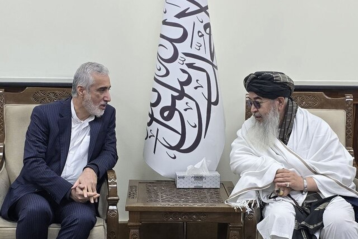 معاون وزیر بهداشت کشورمان به منظور رایزنی با مقامات وزارت بهداشت حکومت سرپرست افغانستان درباره همکاری‌های بهداشتی به کابل سفر کرد.