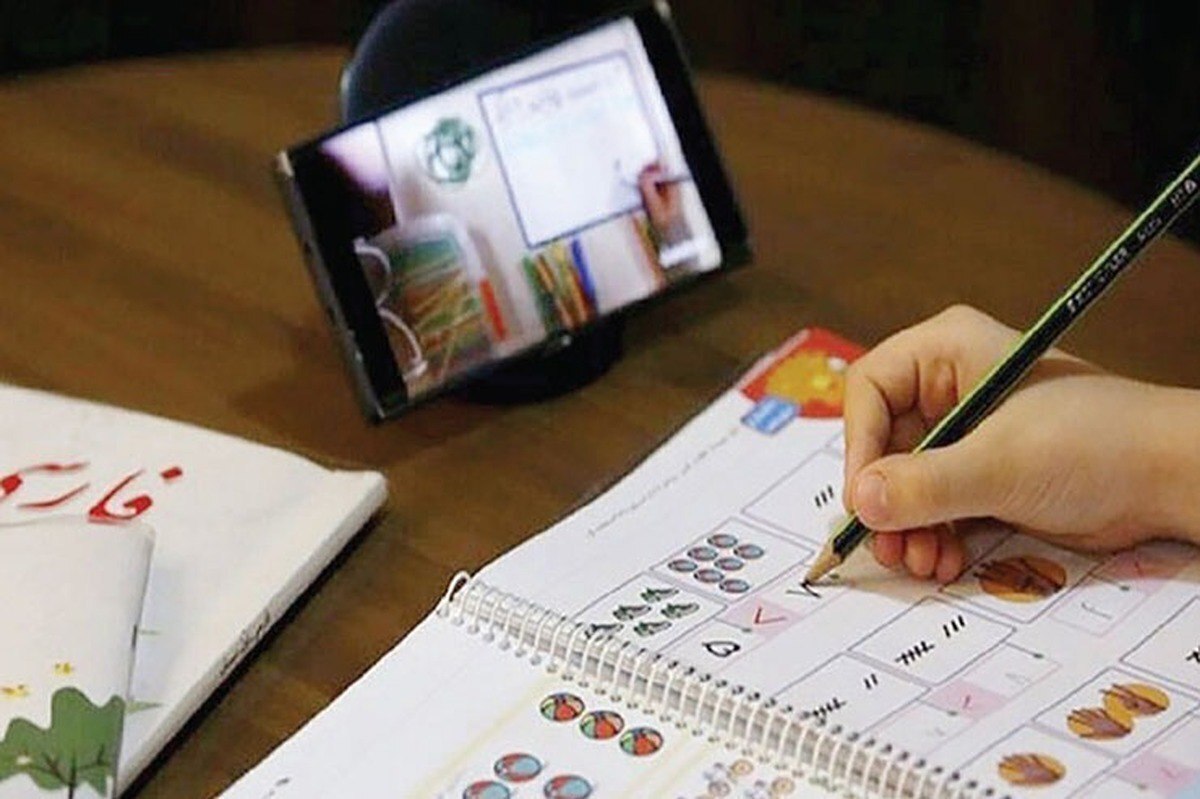 معاون سابق وزیر آموزش و پرورش گفت که مدیران آموزش و پرورش در ستاد و استان‌ها، باید برای جبران افت یادگیری دانش‌آموزان و کاهش ساعت آموزش، تصمیم‌گیری و اقدام کنند تا شاهد افت کیفیت آموزشی و میانگین نمرات و نیز کاهش رتبه ایران در نتایج آزمون تیمز و پرلز نباشیم.