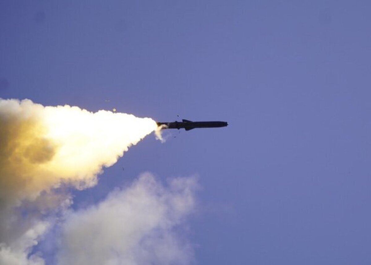 ارتش هند ویدئویی را منتشر کرد که «پرتاب رزمی» یک موشک کروز دوربرد را در بحبوحه تنش‌ها با رقبای مسلح به سلاح هسته‌ای خود نشان می‌دهد.