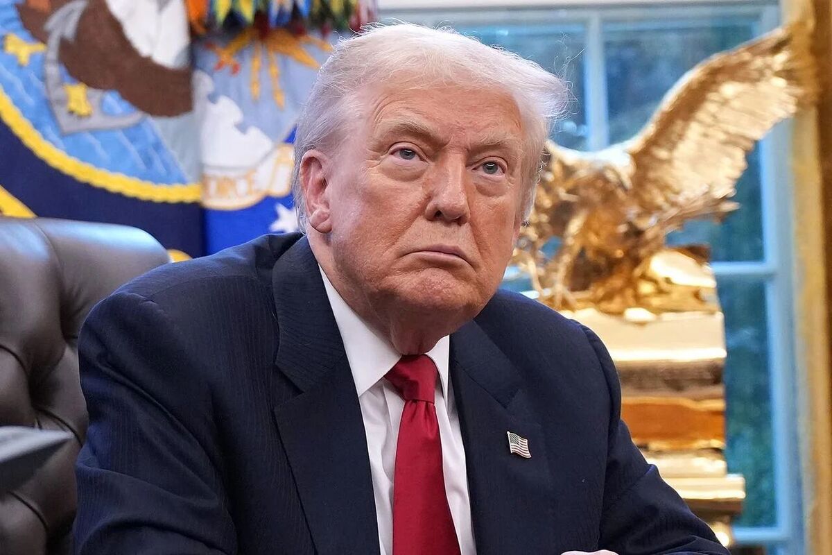 رئیس جمهوری آمریکا در هراس از پیروزی دموکرات‌ها در انتخابات میاندوره‌ای ۲۰۲۶ این کشور ادعا کرد، دموکرات‌ها در صورت پیروزی در انتخابات آینده، اقدام به بازسازی افراطی دیوان عالی و آن را نابود خواهند کرد.