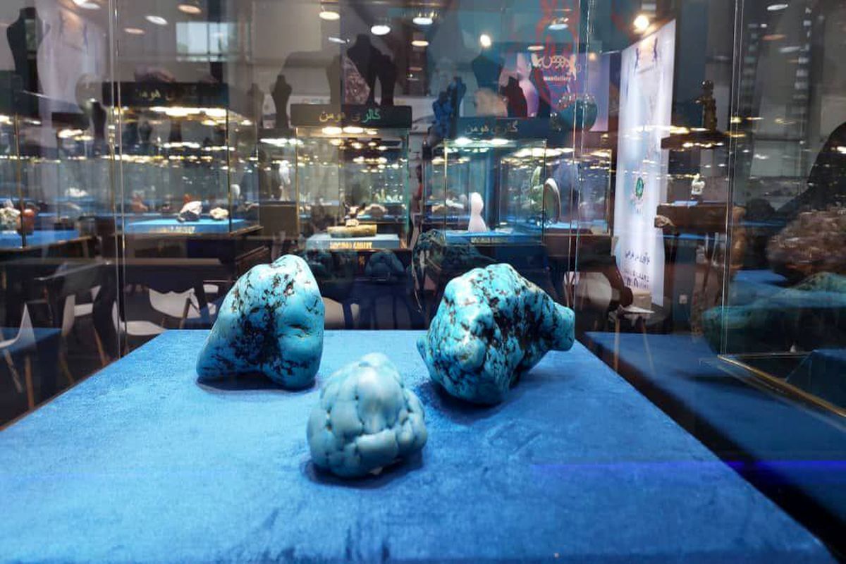 اختیار ارزش‌گذاری سنگ‌های قیمتی به خراسان‌رضوی واگذار شد | ایجاد مرکز تخصصی تجارت و فرآوری گوهرسنگ‌ها در مشهد