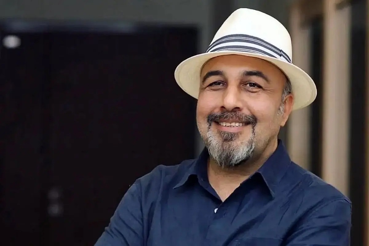 رضا عطاران که در حال ترخیص از بیمارستان است، بابت پیگیری احوالش، از مردم قدردانی کرد.