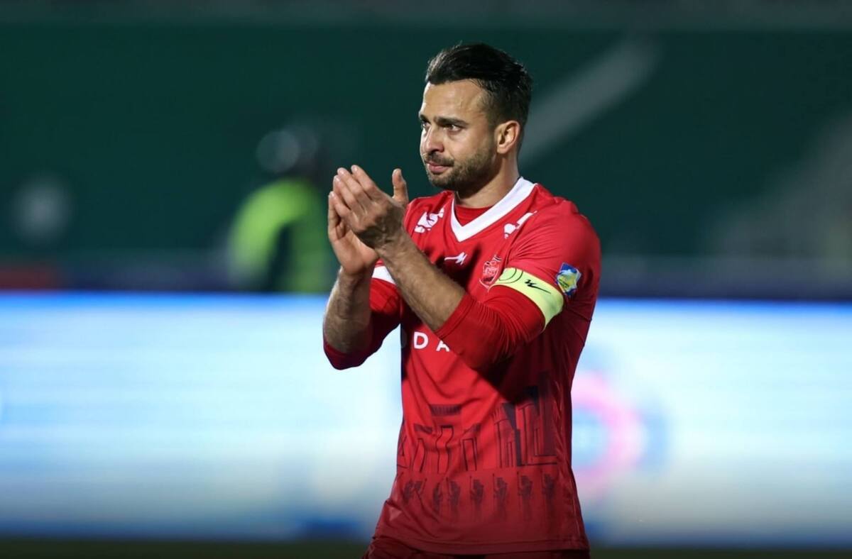 باشگاه استقلال پس از دیدار دربی، اقدام به شکایت از سروش رفیعی، بازیکن تیم پرسپولیس، به کمیته انضباطی فوتبال کرد.