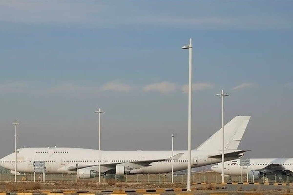 مدیرکل فرودگاه‌های خوزستان از فرود اضطراری پرواز ۲۵۰۷ ماهشهر– تهران به دلیل نقص فنی و مشکل فشار کابین در فرودگاه شهید سلیمانی اهواز خبر داد.