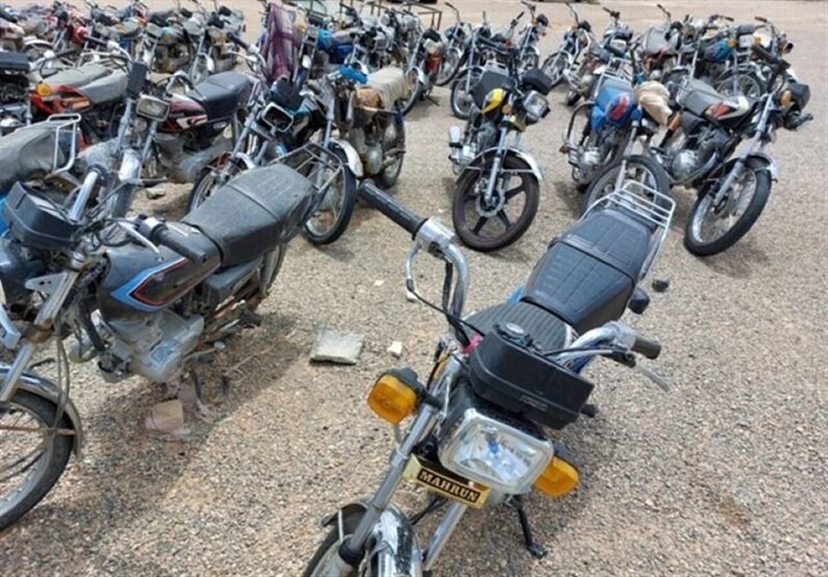 رئیس هیئت عامل سازمان گسترش و نوسازی صنایع ایران از درخواست ۲۰ هزار نفر برای جایگزینی موتورسیکلت‌های فرسوده خبر داد و گفت: راکبان موتورسیکلت‌های فرسوده ۱۲۰ میلیون تومان برای جایگزینی موتورسیکلت فرسوده بنزینی می‌توانند تسهیلات دریافت کنند.