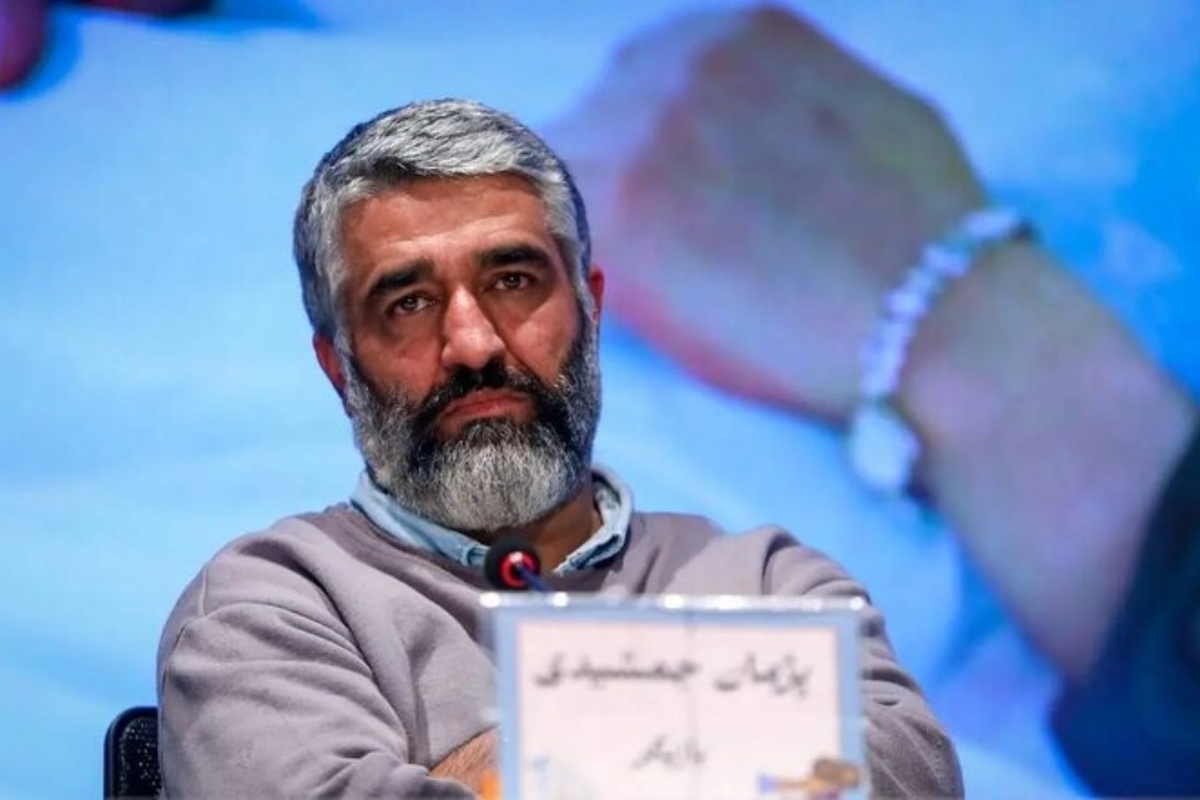 وکیل مدافع پژمان جمشیدی گفت: به علت نبود دلیل تازه در پرونده، دادگاه تجدیدنظر قرار بازداشت پژمان جمشیدی را فک و رأی اولیه را نقض کرد.