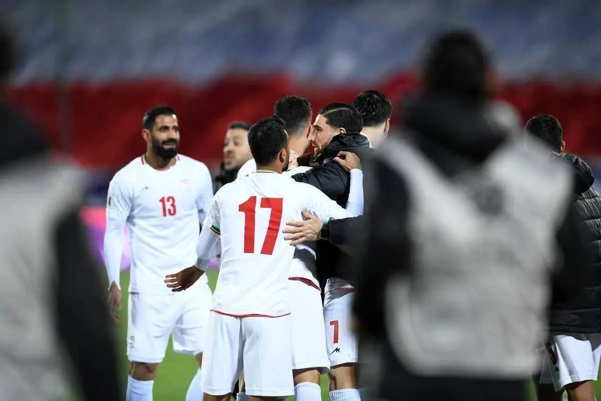 مدیر تیم ملی فوتبال ایران از انتخاب ۵ کمپ پیشنهادی برای استقرار تیم ملی در جام جهانی ۲۰۲۶ خبر داد و اعلام کرد اولویت نخست ایران به فیفا معرفی شده است.