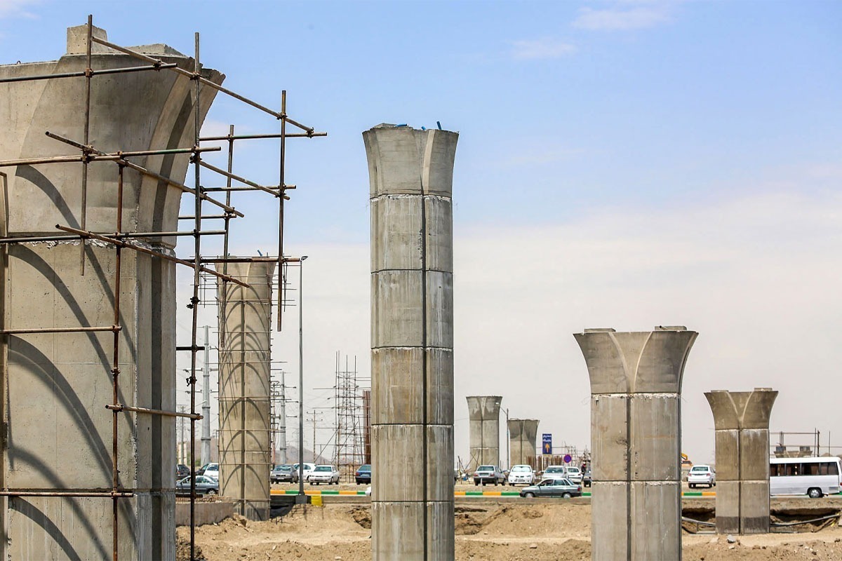 مدیرکل نظارت بر اجرای طرح‌های عمرانی شهرداری مشهد گفت: پروژه غیرهم‌سطح میدان امام‌حسن‌مجتبی(ع) برای شهرداری مشهد حدود ۵۲۰ میلیارد تومان هزینه در بر داشته است.