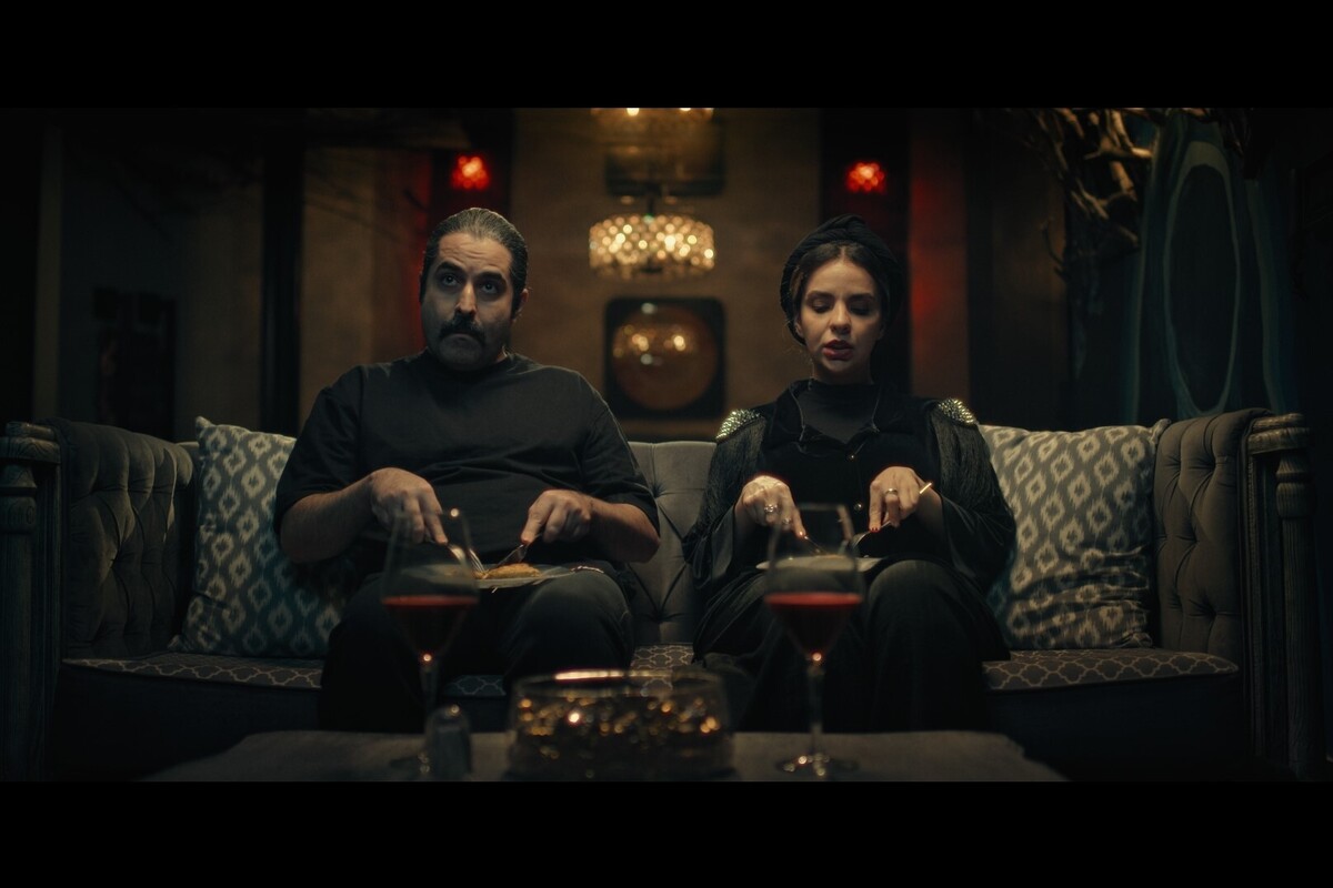 فیلم کوتاه بی ماری، به نویسندگی و کارگردانی محمد نعیم اسماعیلی، فیلم‌ساز جوان مشهدی، پس از تولید در مشهد، به مرحله اصلاح رنگ رسید.