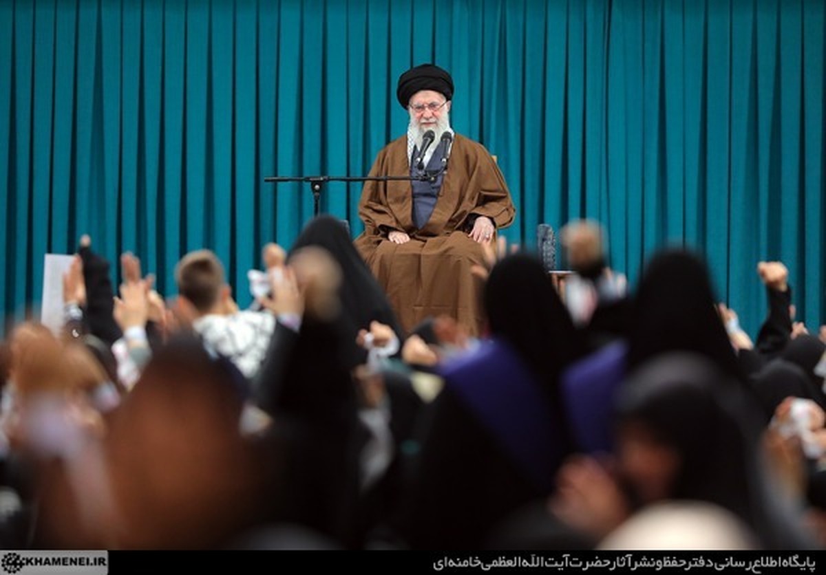 چرا باید متن و صوت کامل بیانات رهبر معظم انقلاب را خواند و شنید؟