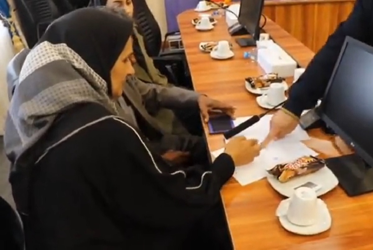 رئیس کل دادگستری گلستان از بخشیده‌شدن گلی کوهکن، زنی که به اتهام قتل همسرش به اعدام محکوم شده بود، خبر داد.