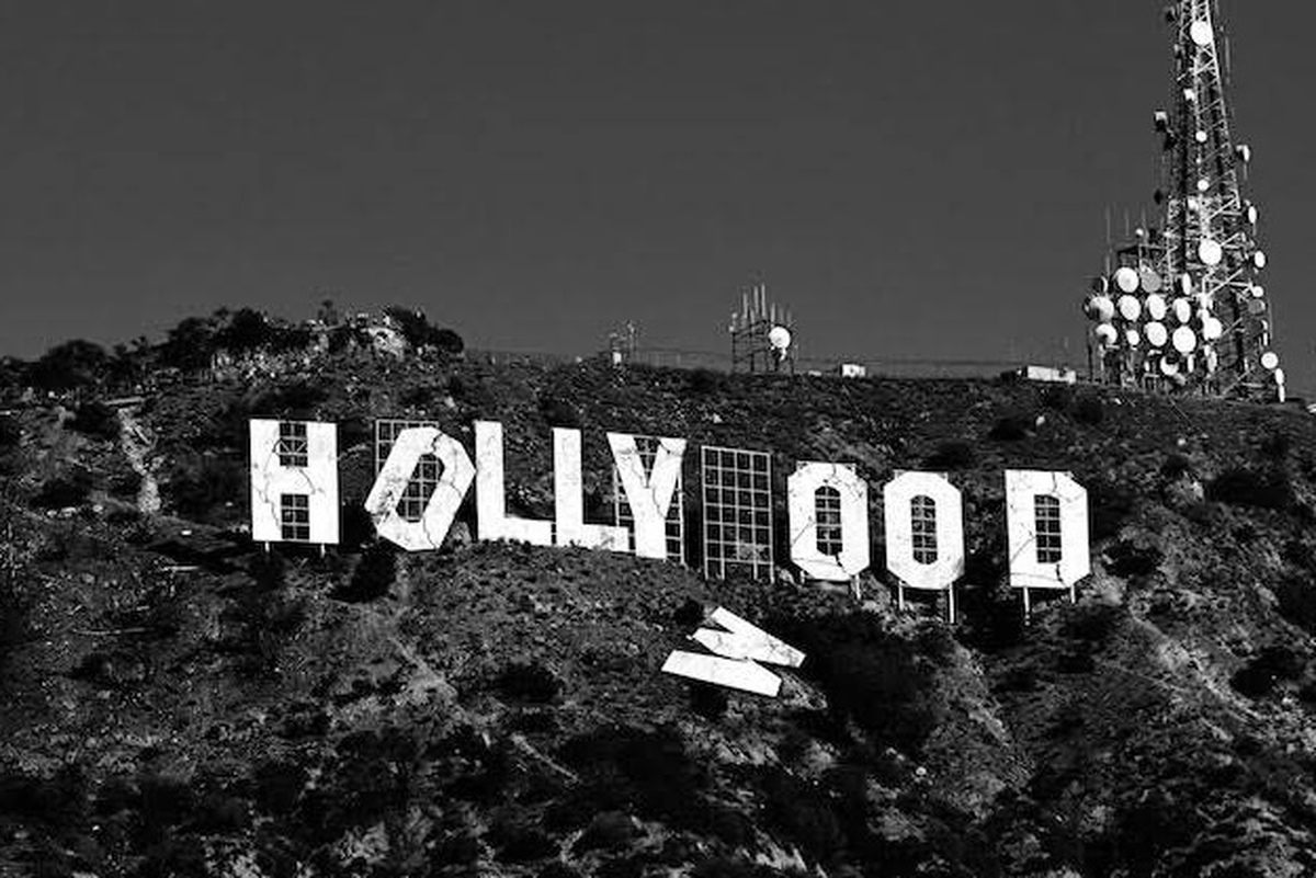 وابستگی شدید به بازسازی‌ها و ادغام شرکت‌ها باعث شده هالیوود مسیر خلاقیت را از دست دهد و به نقطه‌ای بحرانی برسد.