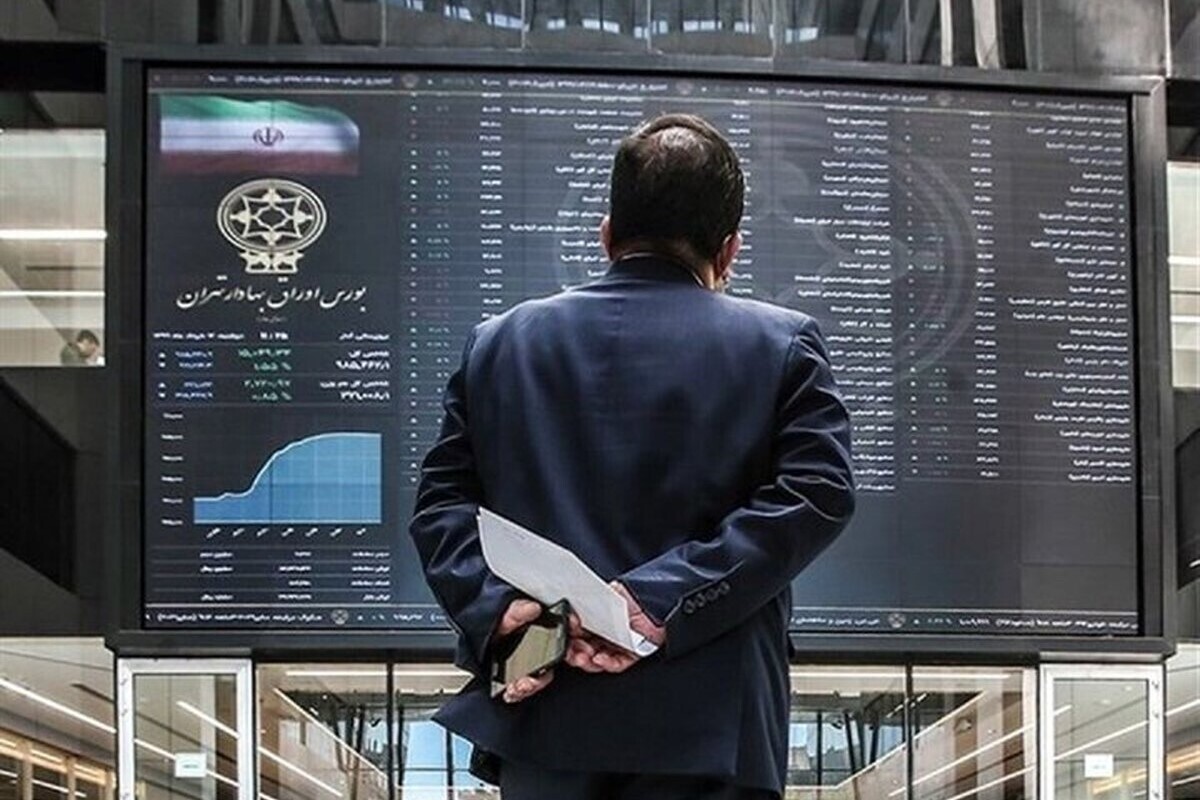 عرضه اولیه سهام نیان باتری خاوران (بانیان) روز چهارشنبه ۱۹ آذر ۱۴۰۴ به شیوه ترکیبی برگزار می‌شود.