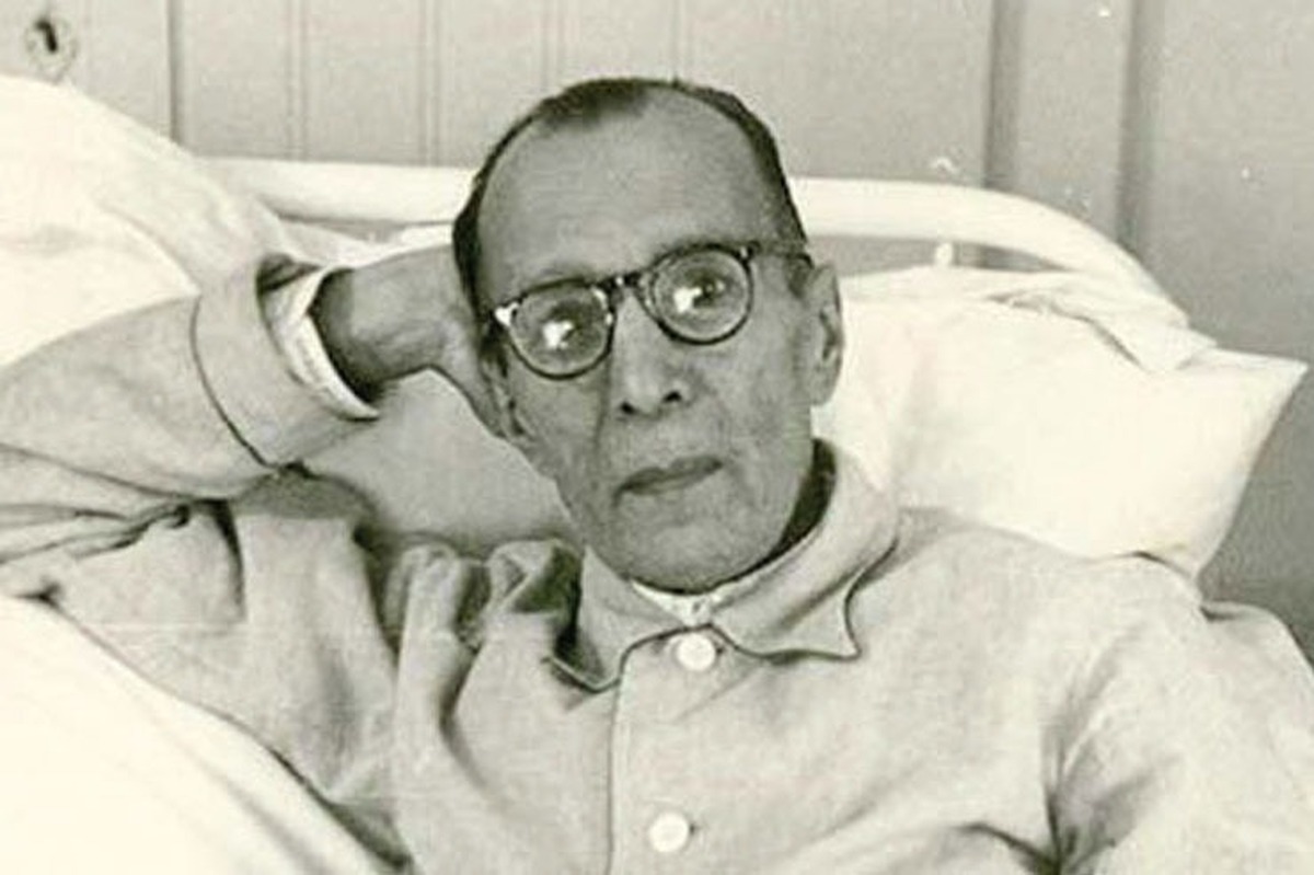 محمدتقی بهار، مشهور به ملک‌الشعرا بهار، یکی از استوارترین ستون‌های ادبیات معاصر ایران است؛ شاعری که بسیاری او را آخرین ادیب بزرگ سبک سنتی می‌دانند.