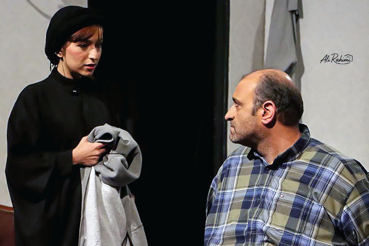 از دغدغه‌های مهم والدین، ارتباط با فرزندان جوان و نوجوان و پیداکردن زبانی مشترک برای گفت‌و‌گو است.