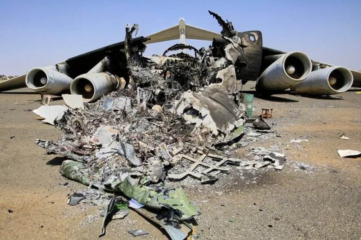 ۲ منبع نظامی در سودان از سقوط هواپیمای باربری نظامی در شرق این کشور و کشته شدن تمامی خدمه آن خبر دادند.