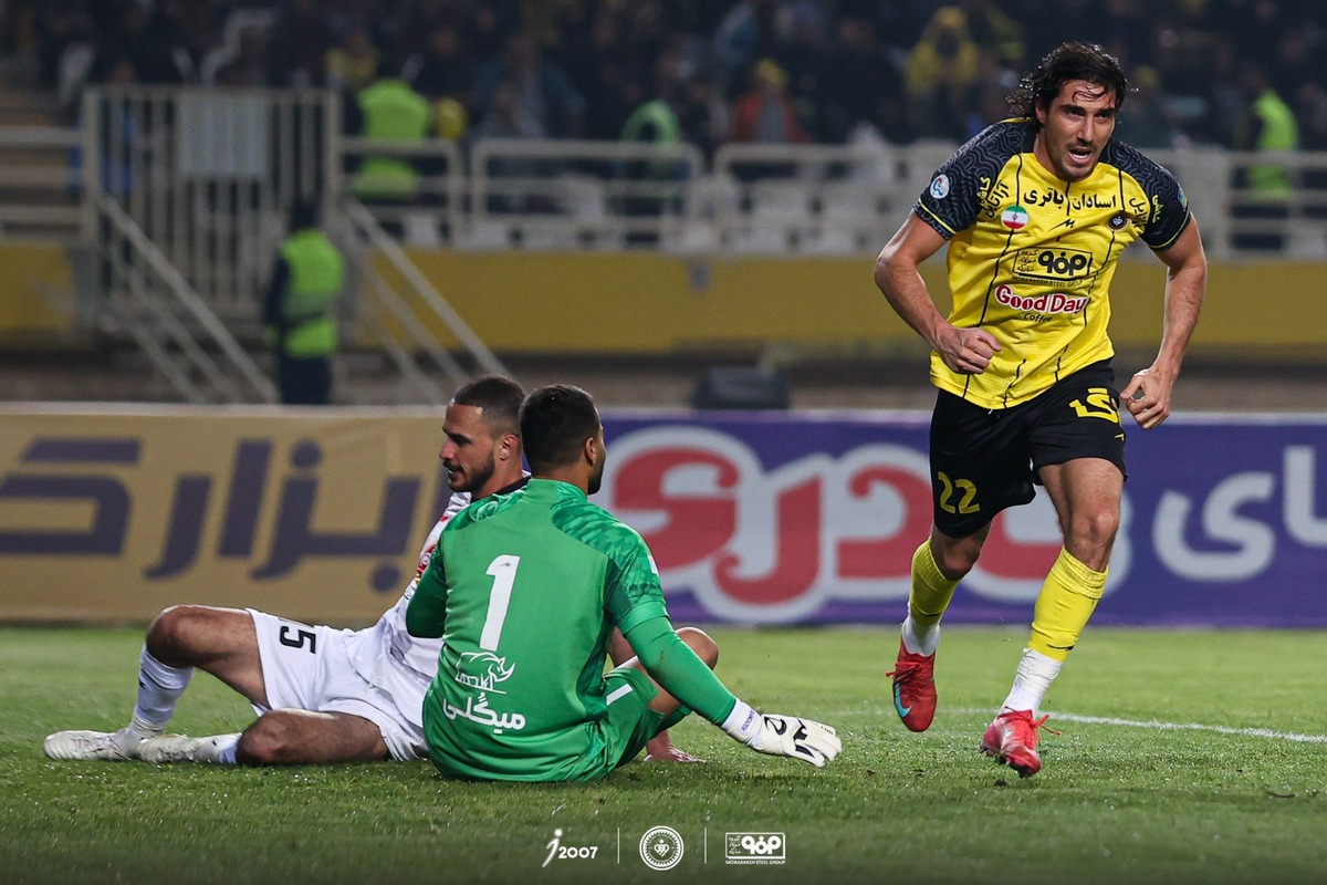 هفته سیزدهم لیگ برتر ایران، امروز چهارشنبه (۱۹ آذر ۱۴۰۴) با انجام ۴ بازی به پایان رسید و تکلیف صدرنشین جدول مشخص شد.