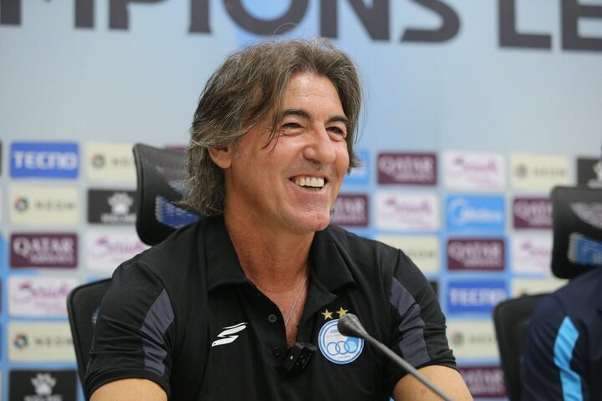 سرمربی استقلال پس از توقف برابر ملوان، با انتقاد از شرایط زمین، اشتباهات داوری و فرصت‌های از دست‌رفته تیمش، تأکید کرد که آبی‌ها شایسته کسب سه امتیاز بودند.