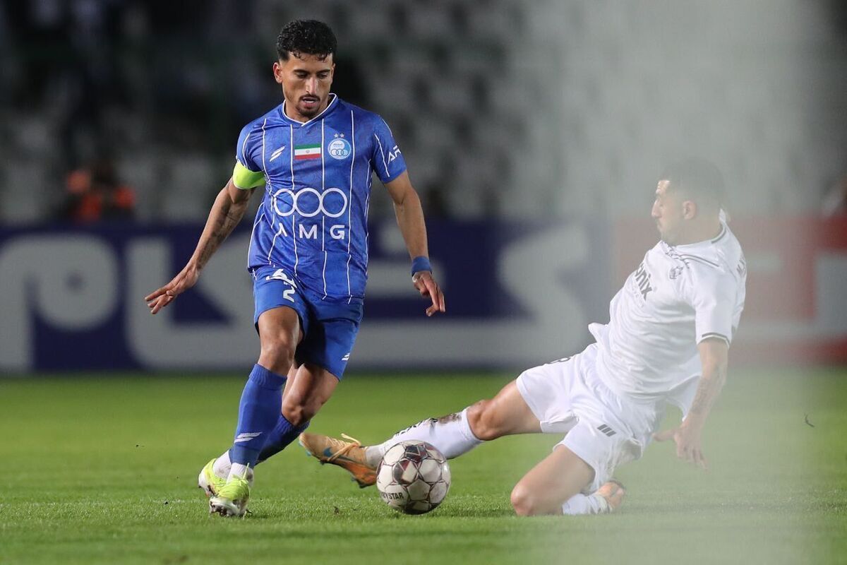 کاپیتان استقلال پس از تساوی تیمش مقابل ملوان، از تصمیم داور در صحنه‌ای جنجالی انتقاد کرد و تأکید کرد که پنالتی تیمش گرفته نشد.