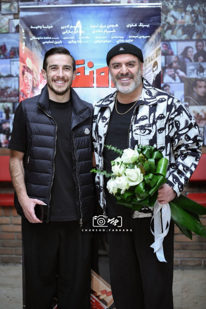 فتوکال اکران فیلم «شاه نقش» با حضور بازیکنان پرسپولیس حضور بازیکنان پرسپولیس در اکران فیلم «شاه نقش»