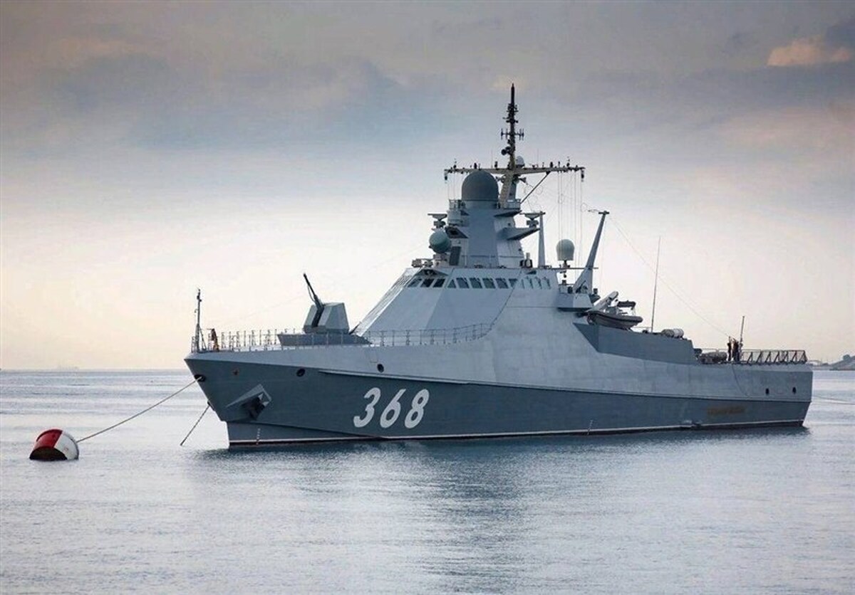 وزارت دفاع انگلیس مدعی شد که یک ناوچه و نفتکش روسی را در آبراه مانش رهگیری کرده است.