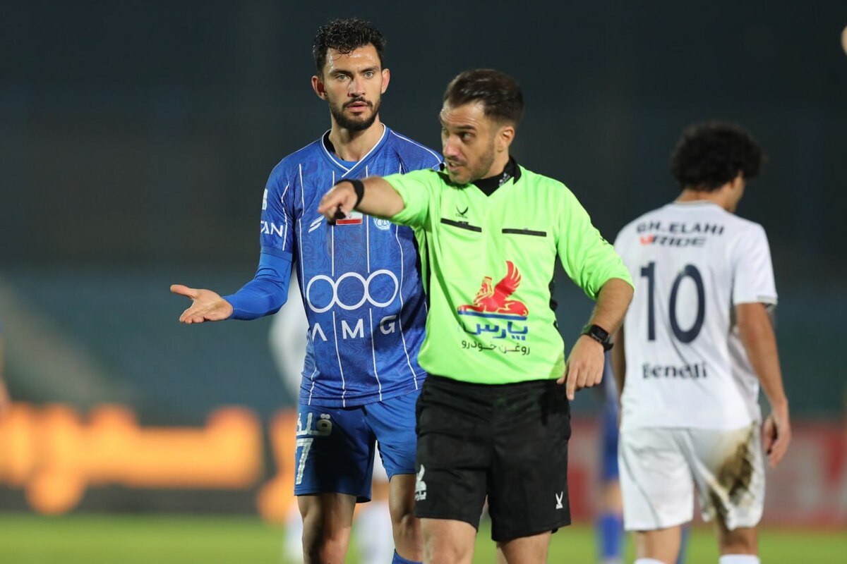 شایعاتی در فضای فوتبال به وجود آمده که احتمالا سیستم کمک‌داور ویدئویی در بازی استقلال و ملوان قطع بوده و داور نتوانسته است از آن استفاده کند!
