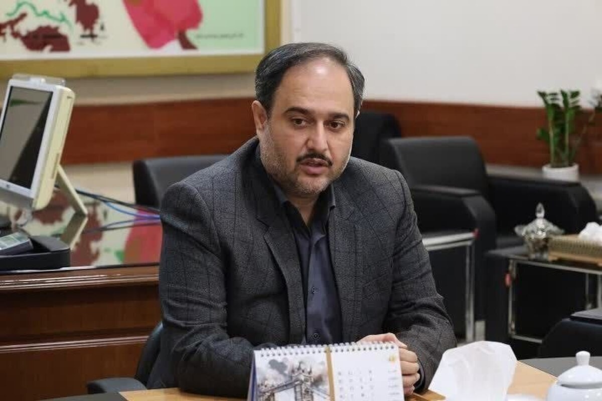 معاون مالی وپشتیبانی شهرداری مشهد گفت: تبدیل تجاری موقت به دائم مشمول تخفیف تا ۵۵ درصد است. صرفا تا پایان آذرماه امکان استفاده از این تخفیف وجود دارد.