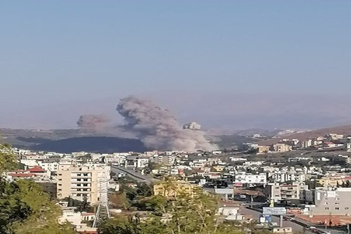 حمله هوایی رژیم صهیونیستی به جنوب و شرق لبنان (۲۱ آذر ۱۴۰۴)