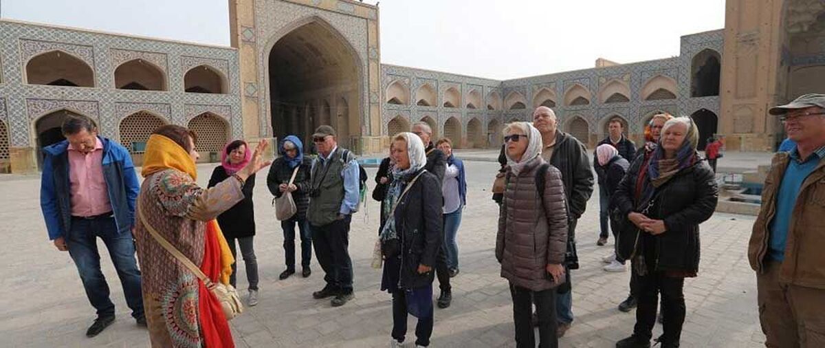 به گفته عضو انجمن متخصصان گردشگری ایران، زنان در مدیریت گردشگری، با بهره‌گیری از نگاه چند بعدی، رویکردی مشارکتی و توجه به نیاز‌های ذینفعان محلی، الگو‌های نوینی از توسعه پایدار ارائه می‌کنند که برای آینده این صنعت حیاتی است.