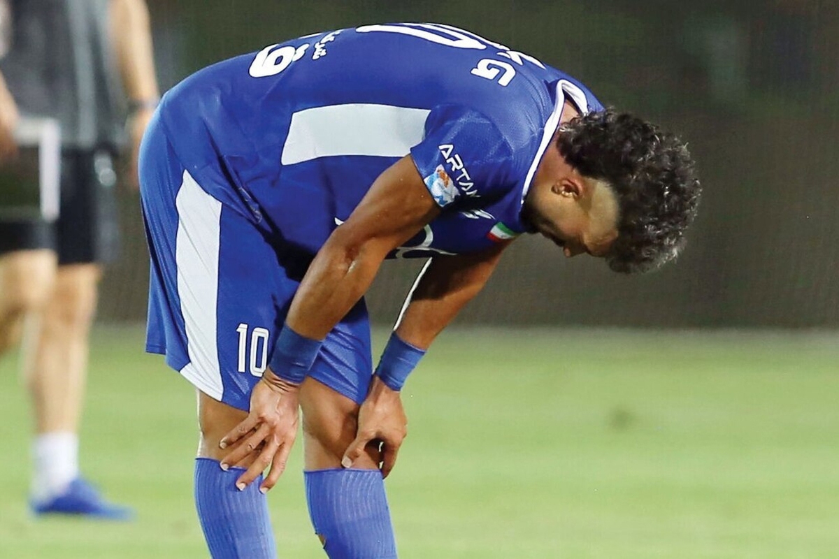 احتمال جدایی ستاره جنجالی استقلال در نیم‌فصل وجود دارد.