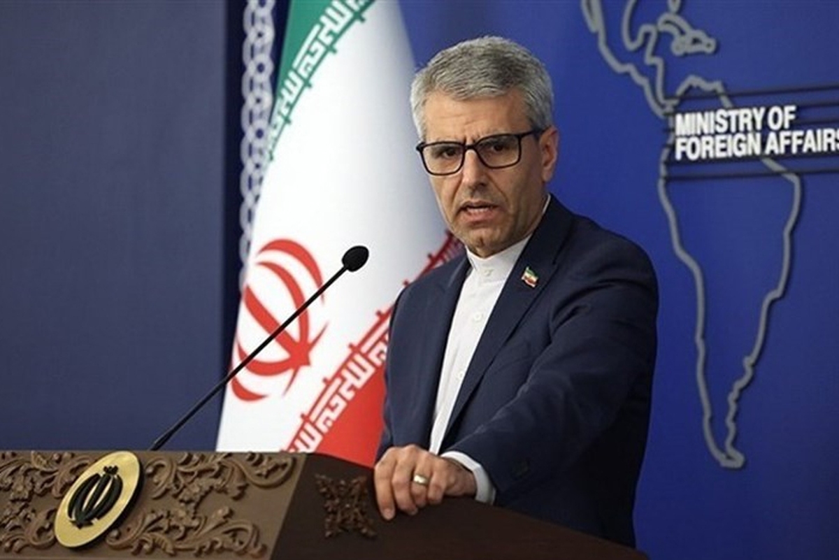 سخنگوی وزارت خارجه درباره عدم حضور نماینده طالبان در نشست منطقه‌ای تهران درباره افغانستان گفت که این نشست، نمایندگان ویژه کشور‌های روسیه، چین، تاجیکستان، پاکستان، ازبکستان و ترکمنستان برای یافتن یک راه حل منطقه‌ای برای مسئله افغانستان تشکیل شده. ما به تصمیم افغانستان برای عدم حضور در این نشست، احترام می‌گذاریم.