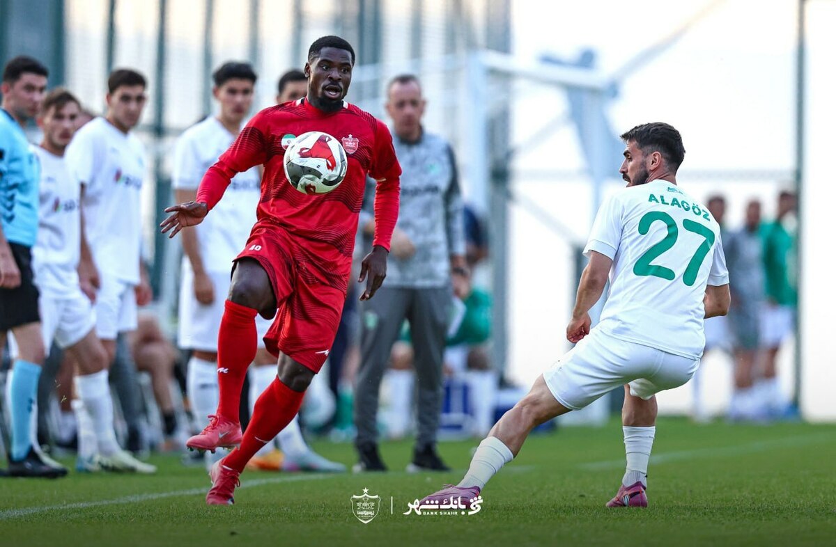 مدافع ساحل عاجی پرسپولیس باز هم مصدوم شده است.